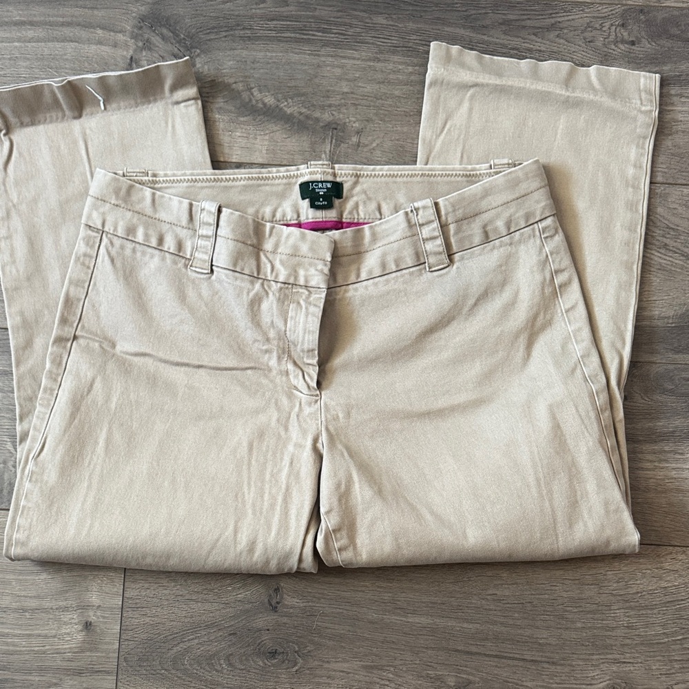 J Crew Classic Tan Chino Capri Pants